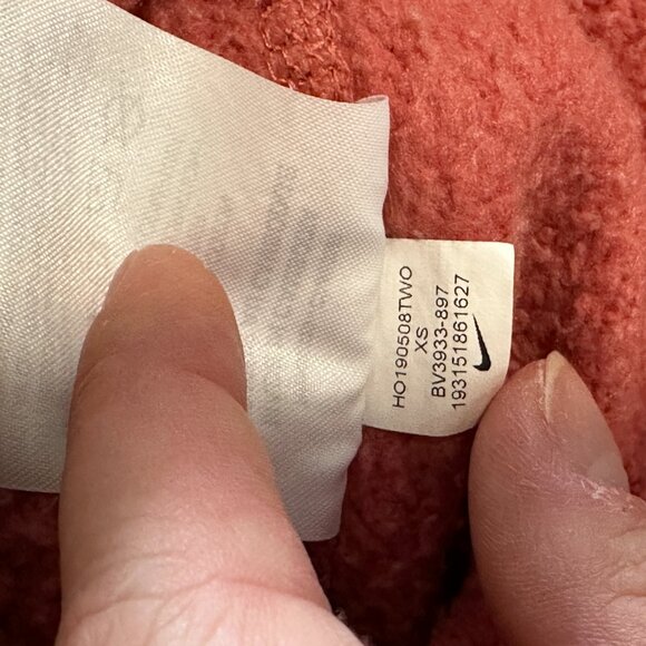 Nike Swoosh Fleece Crewneck | Salmon | XS - Picture 6 of 6